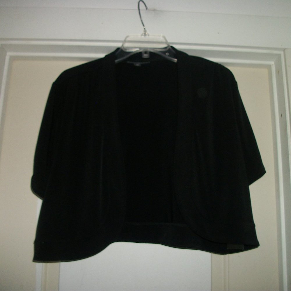 Y2K SWEET LITTLE BLACK SHRUG NWT R & K X LG